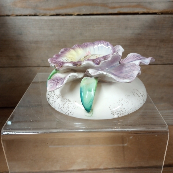 Set of 2 Vintage Commodore Porcelain Taper Candlesticks Purple Flower Gold Trim - Picture 4 of 9